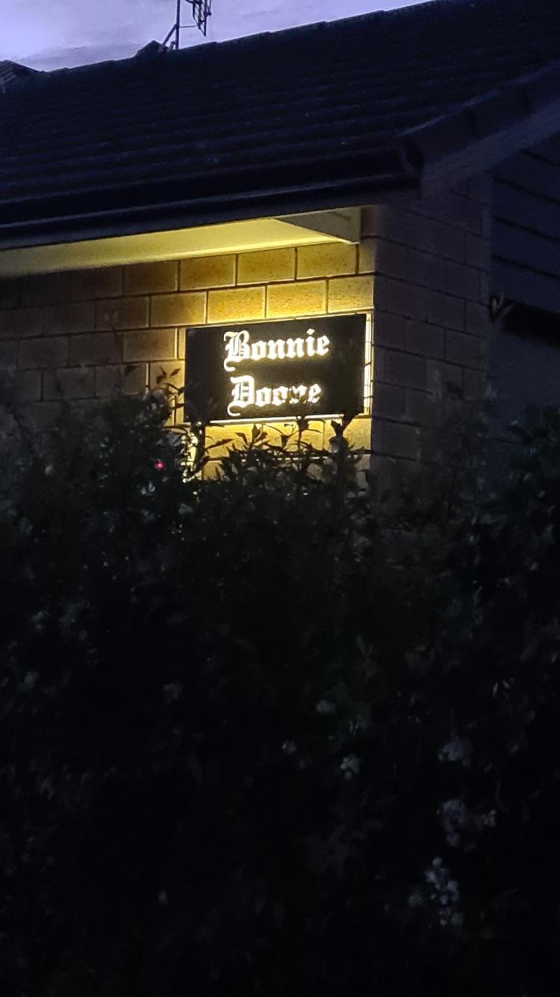 Bonnie Doone Hotel Te Awamutu Exterior foto