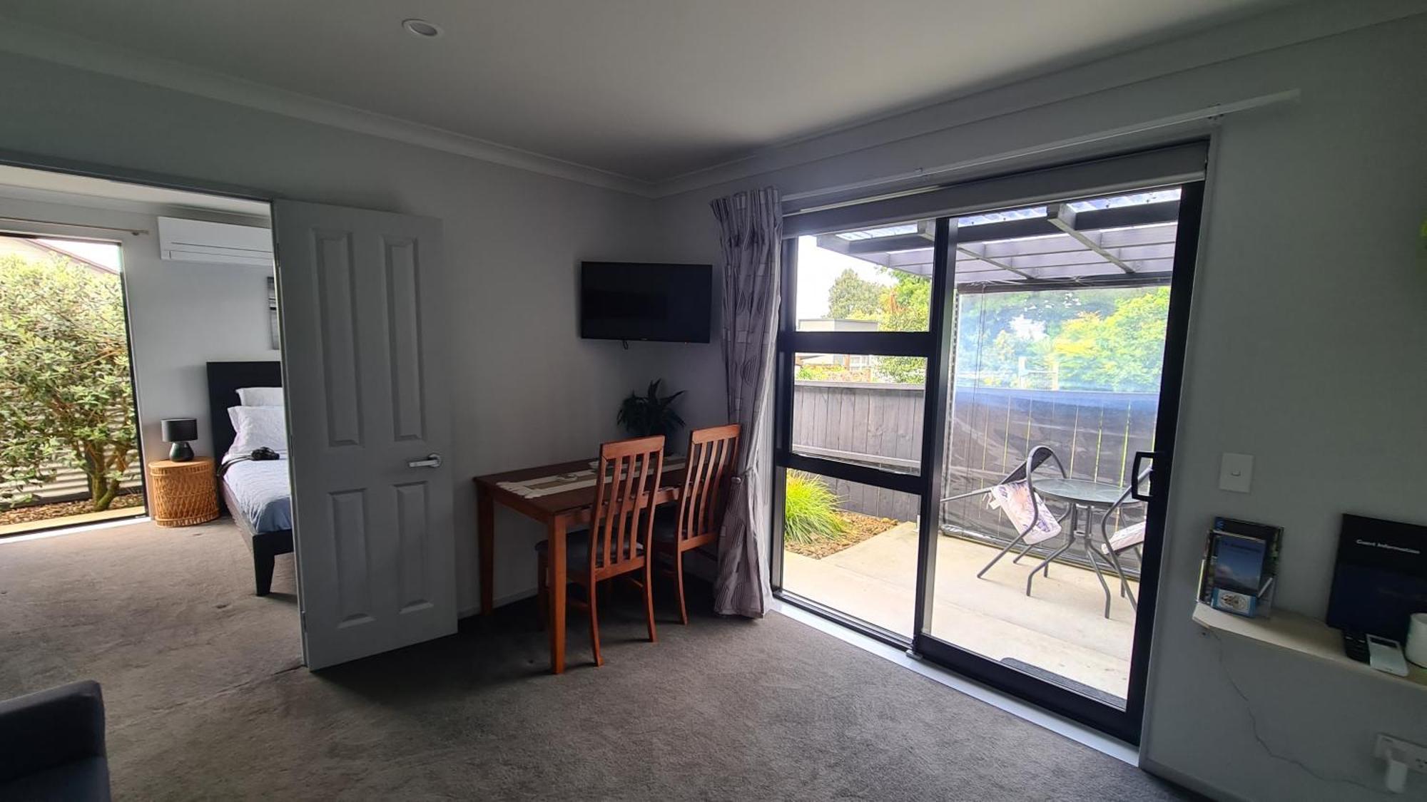 Bonnie Doone Hotel Te Awamutu Exterior foto